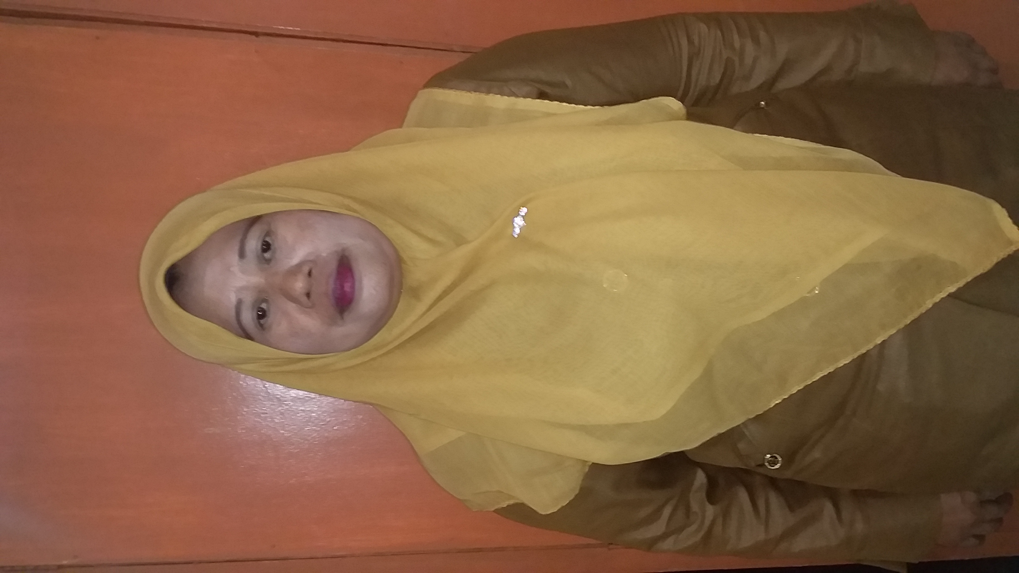 Rina Zaramis, S.Pd.SD